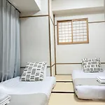 Apartment Hotel Side Of Shinsaibashi Shopping Street