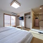 Amore Matsuyamachi II Apartment