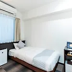 Oyo Hotel Reborn Namba-Minami