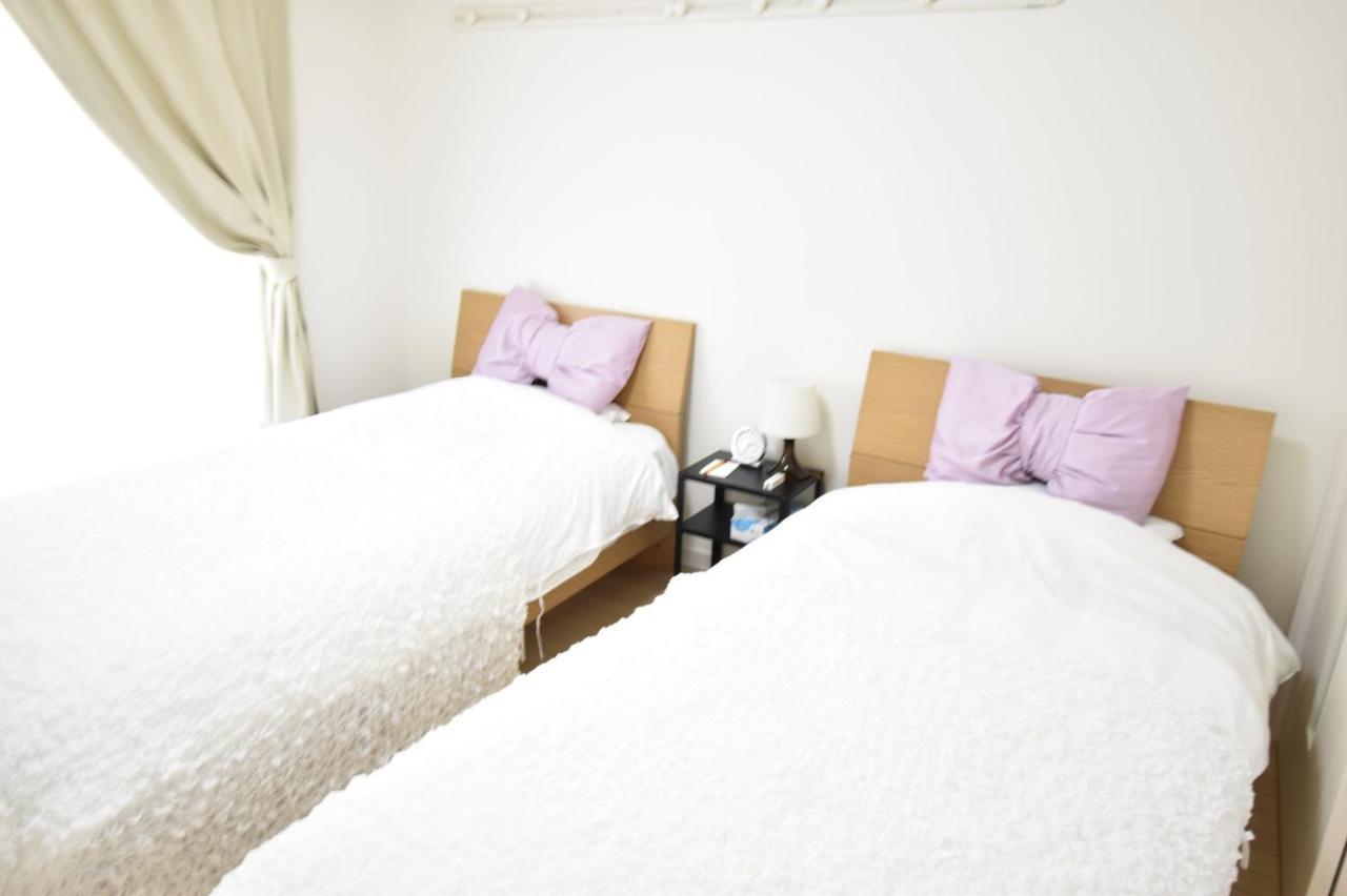 1min Walk To The Station Aparthotel Osaka