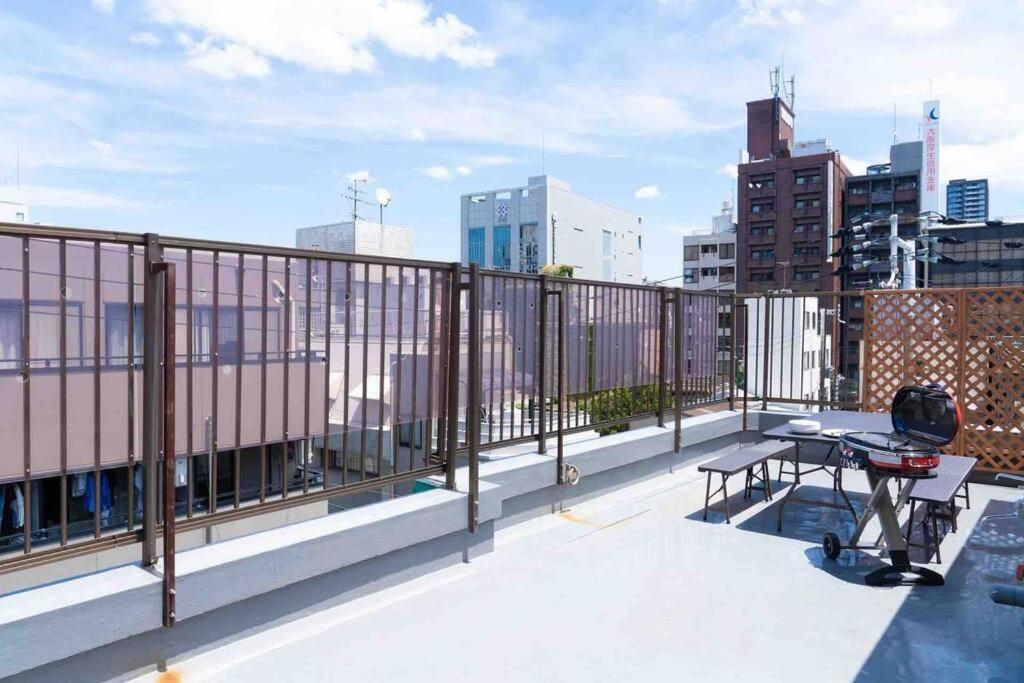 Apartment Sanacion Namba 難波千日前の5ldk120平米 駅徒歩2分 広々バルコニーでバーベキューも可能