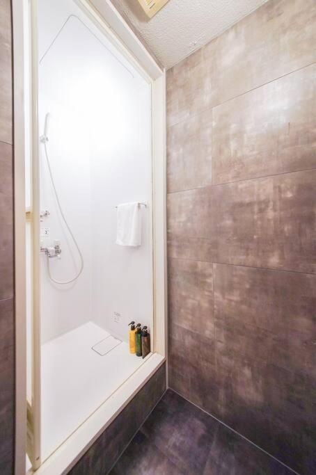 Sanacion Namba 難波千日前の5ldk120平米 駅徒歩2分 広々バルコニーでバーベキューも可能 Apartment *