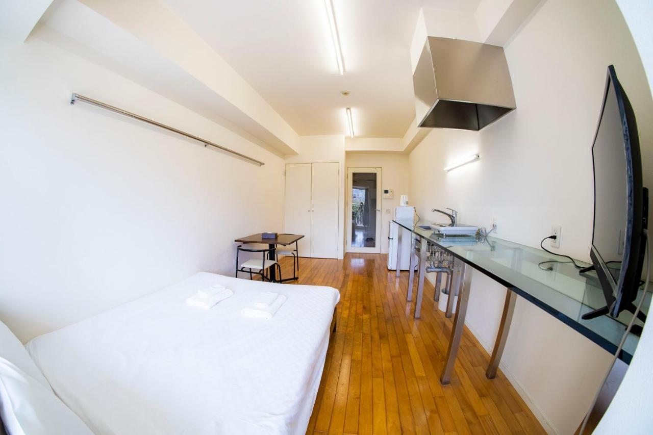 Guest house S-presso Namba Parks Street