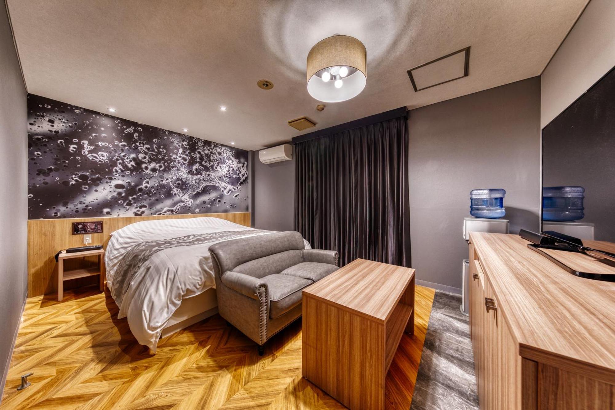 Luna Modern Sakuranomiya (adults Only)