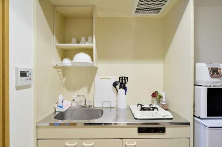 Apartment コンフィデンスロン504 *
