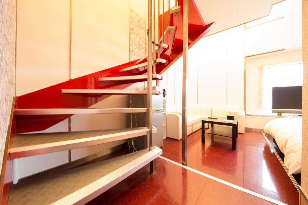 Hotel Candy Hall (adults Only)