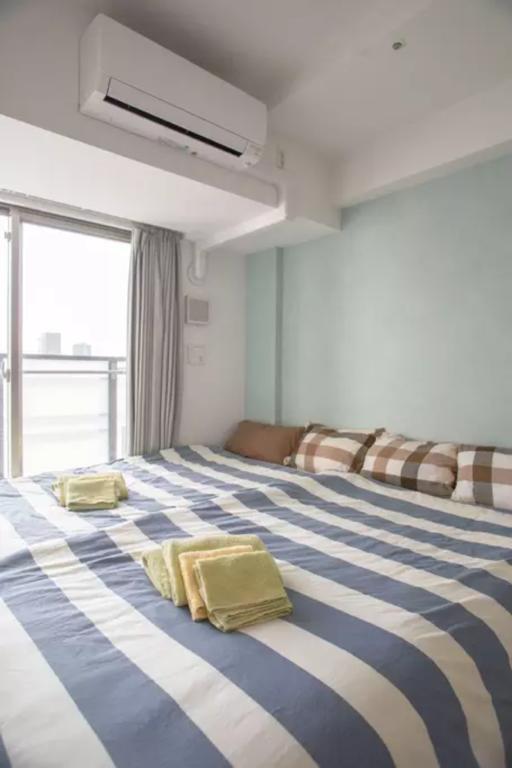 Crystal Apartment Osaka
