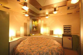 Hotel Candy Hall (adults Only) 2*