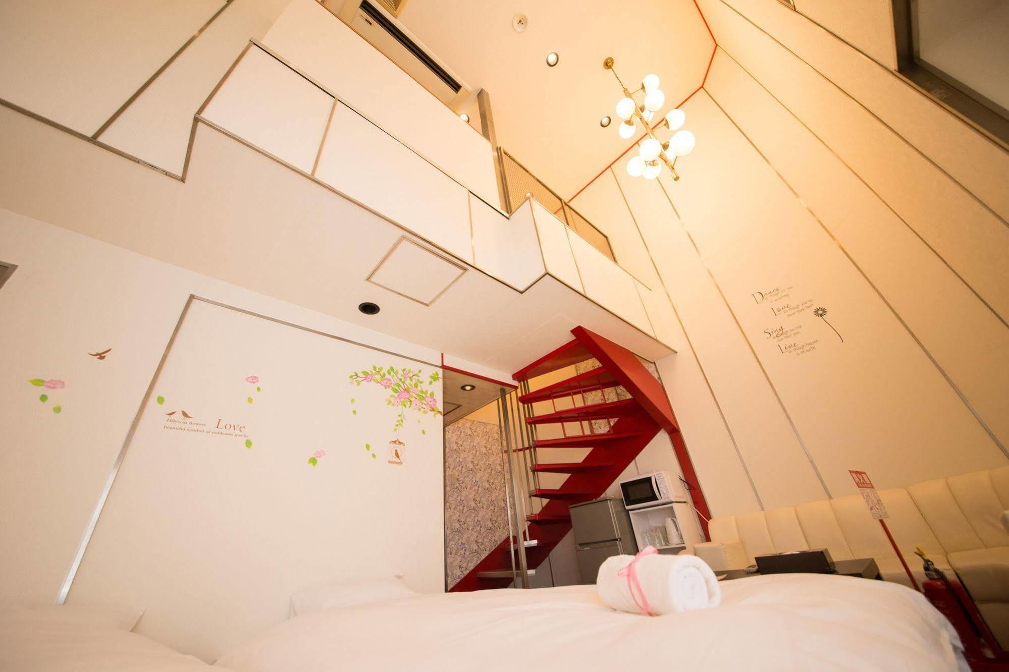 Candy Hall (adults Only)