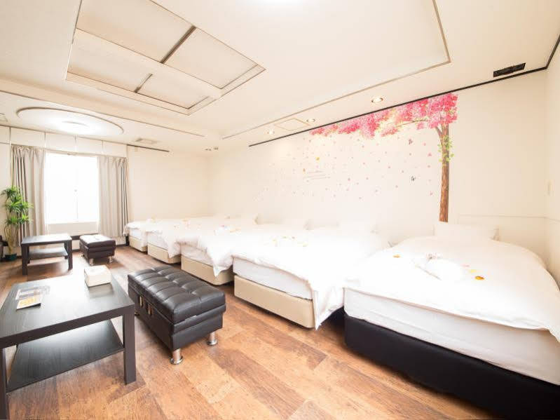Candy Hall (adults Only) 2* Osaka