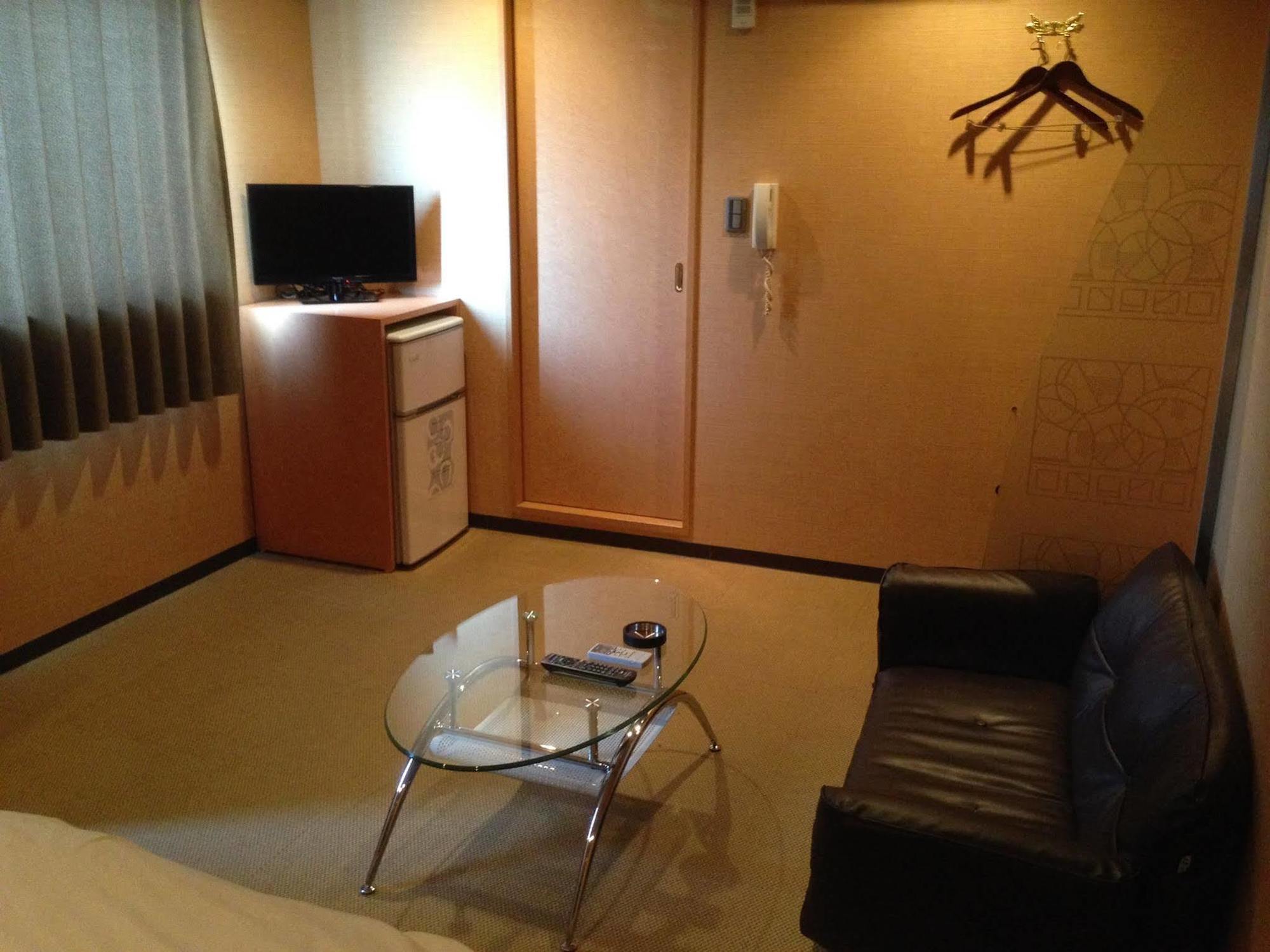 Uehonmachi Plaza (adults Only)