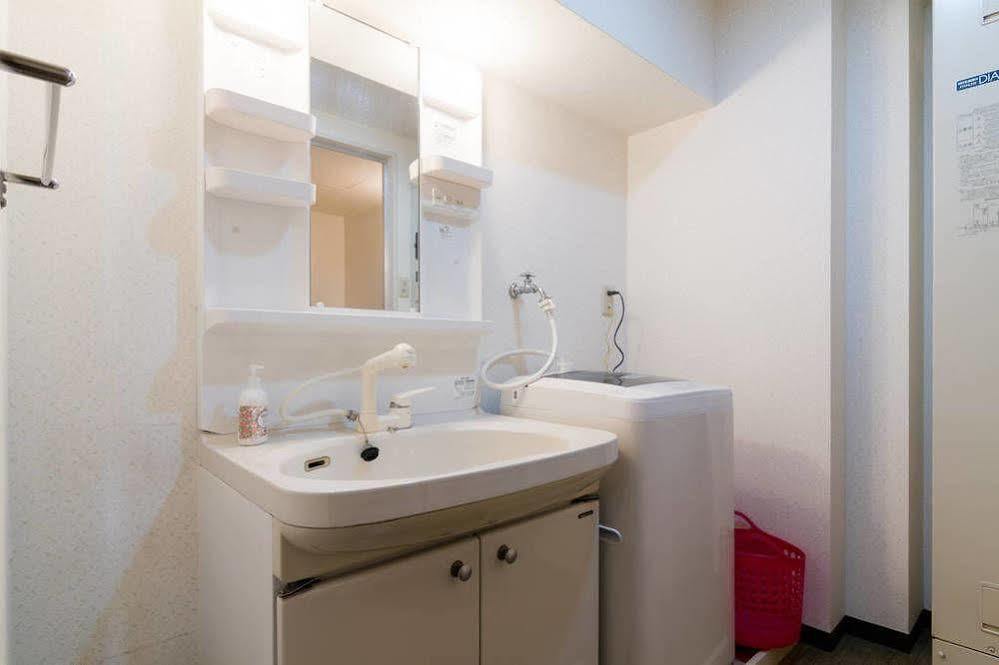Shinsaibashi Nishinagahori Apartment Ōsaka