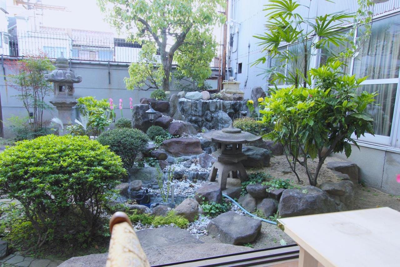 I Traditional * Ōsaka