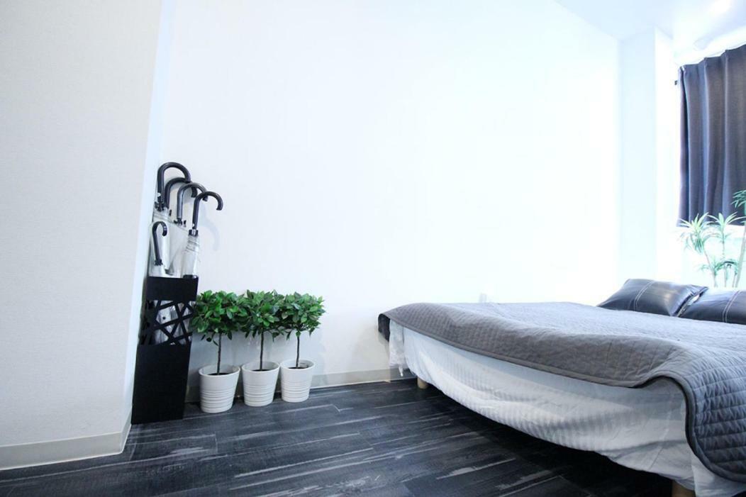 Win Nippombashi Apartment *