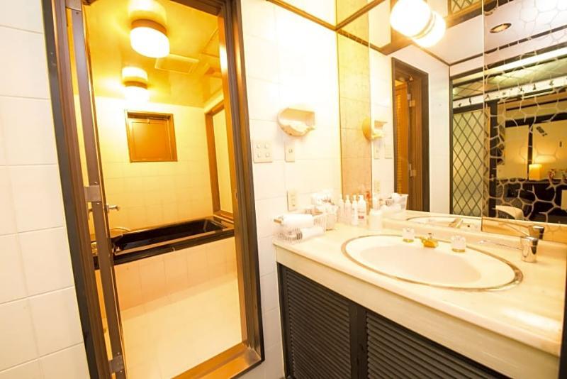 Candy Hall (adults Only) Hotel 2*