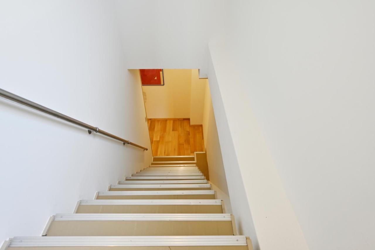 Nid Tenma Apartment *