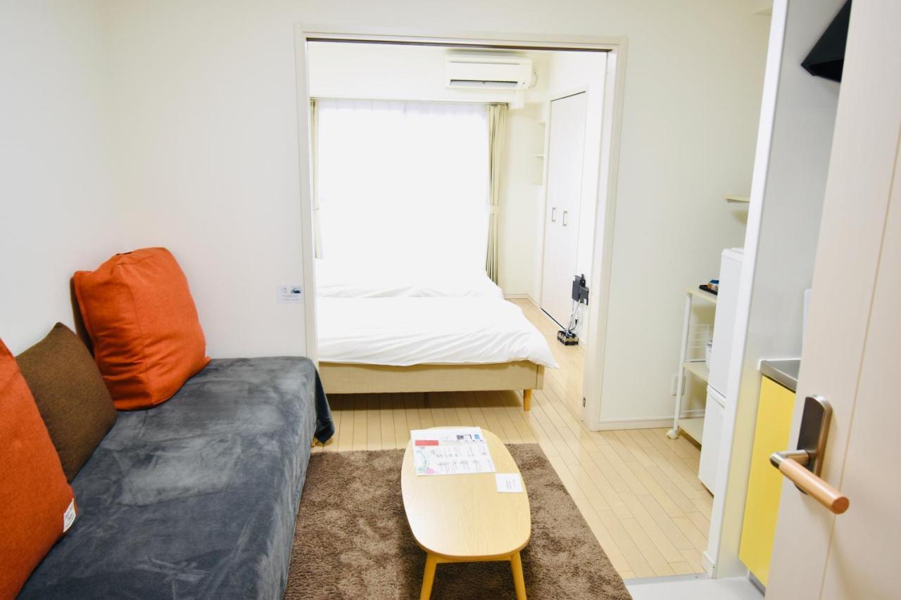 1min Walk To The Station Osaka