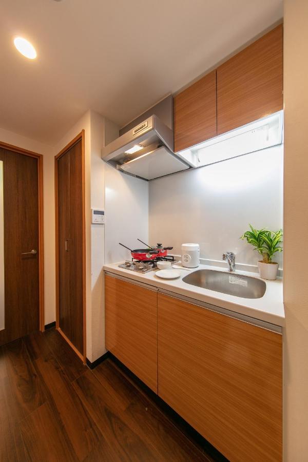 Apartment The First Shin