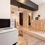 Hostel Irodori Dotombori North