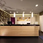 Shinsaibashi-Higashi Crystal Hotel