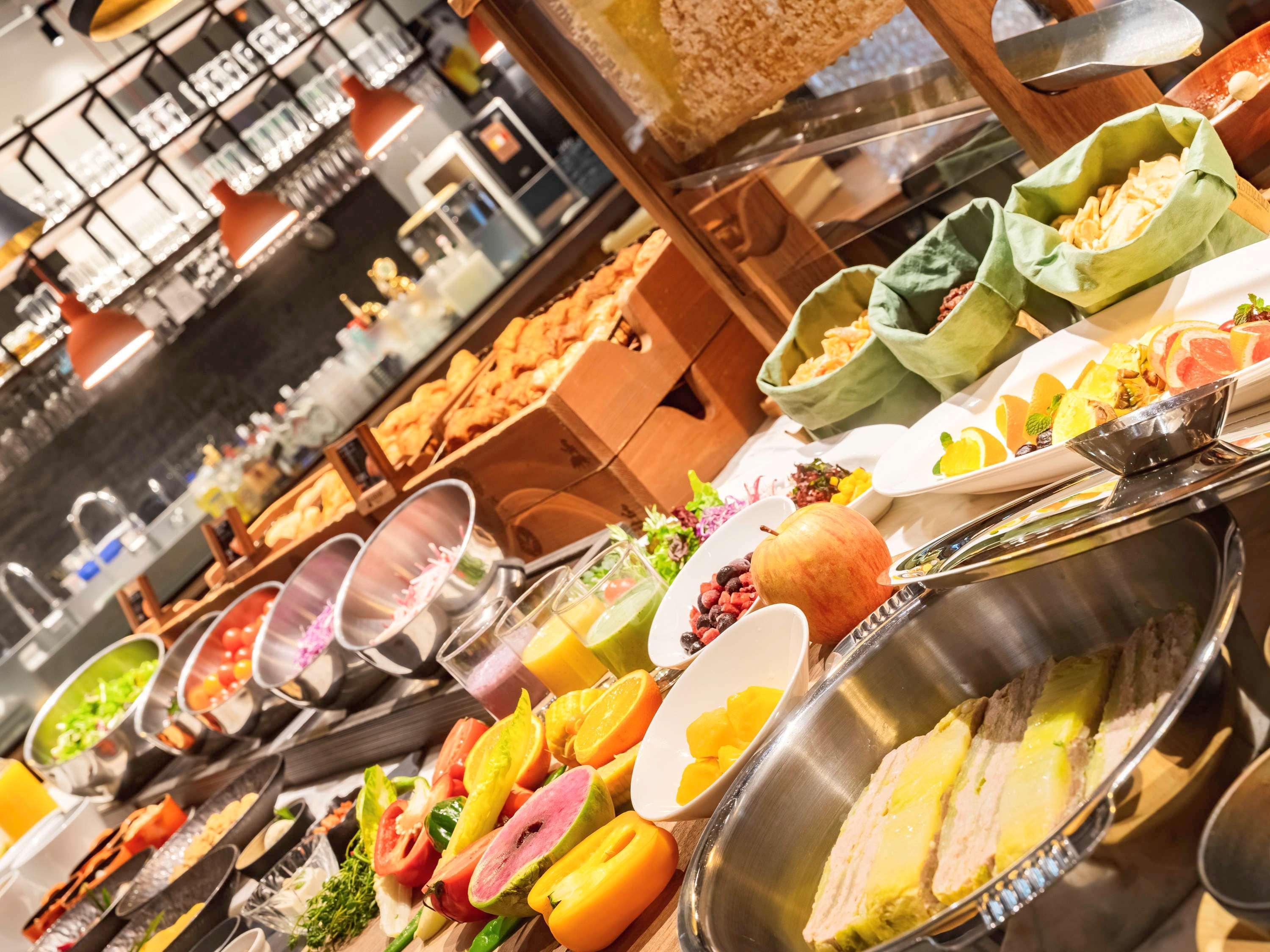 Ibis Umeda 3*