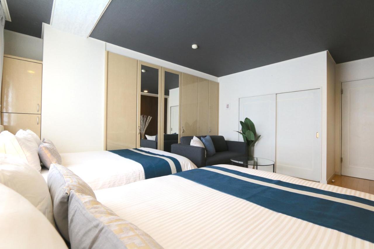 Apartment Elle Namba Ōsaka