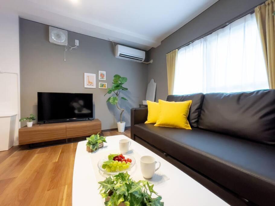 Apartment Kuromon400,徒歩すぐ黒門市場,難波,道頓堀近く *