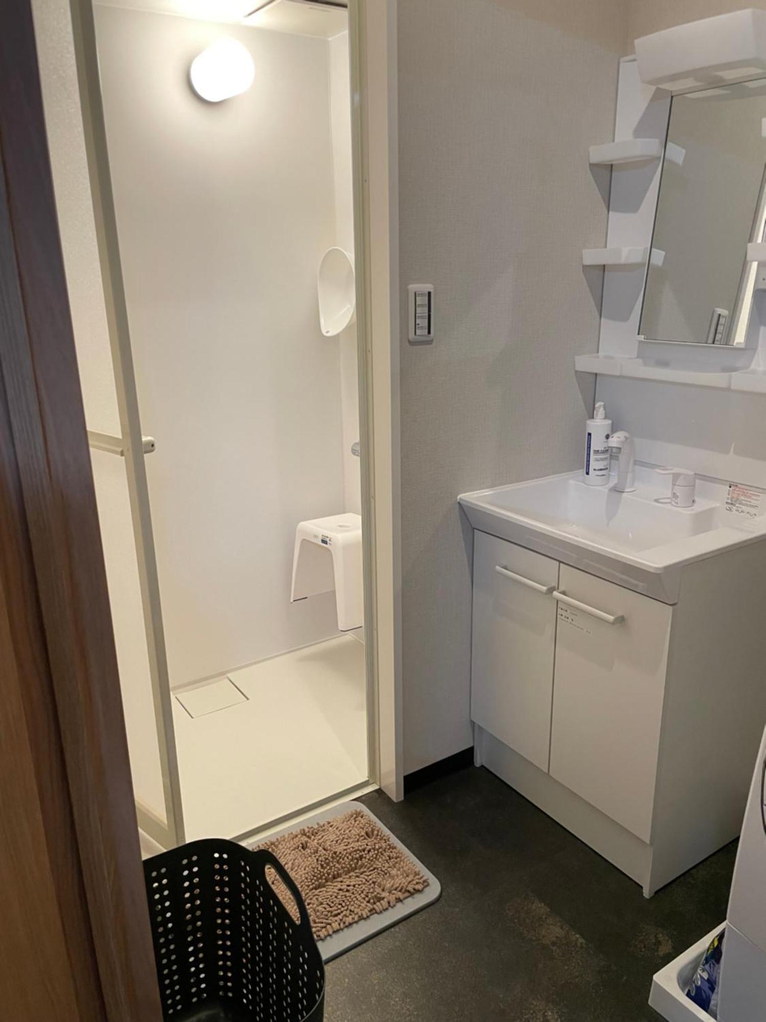 Apartment Shinsekai / Tennoji Zoo / Tsutenkaku Tower Osaka