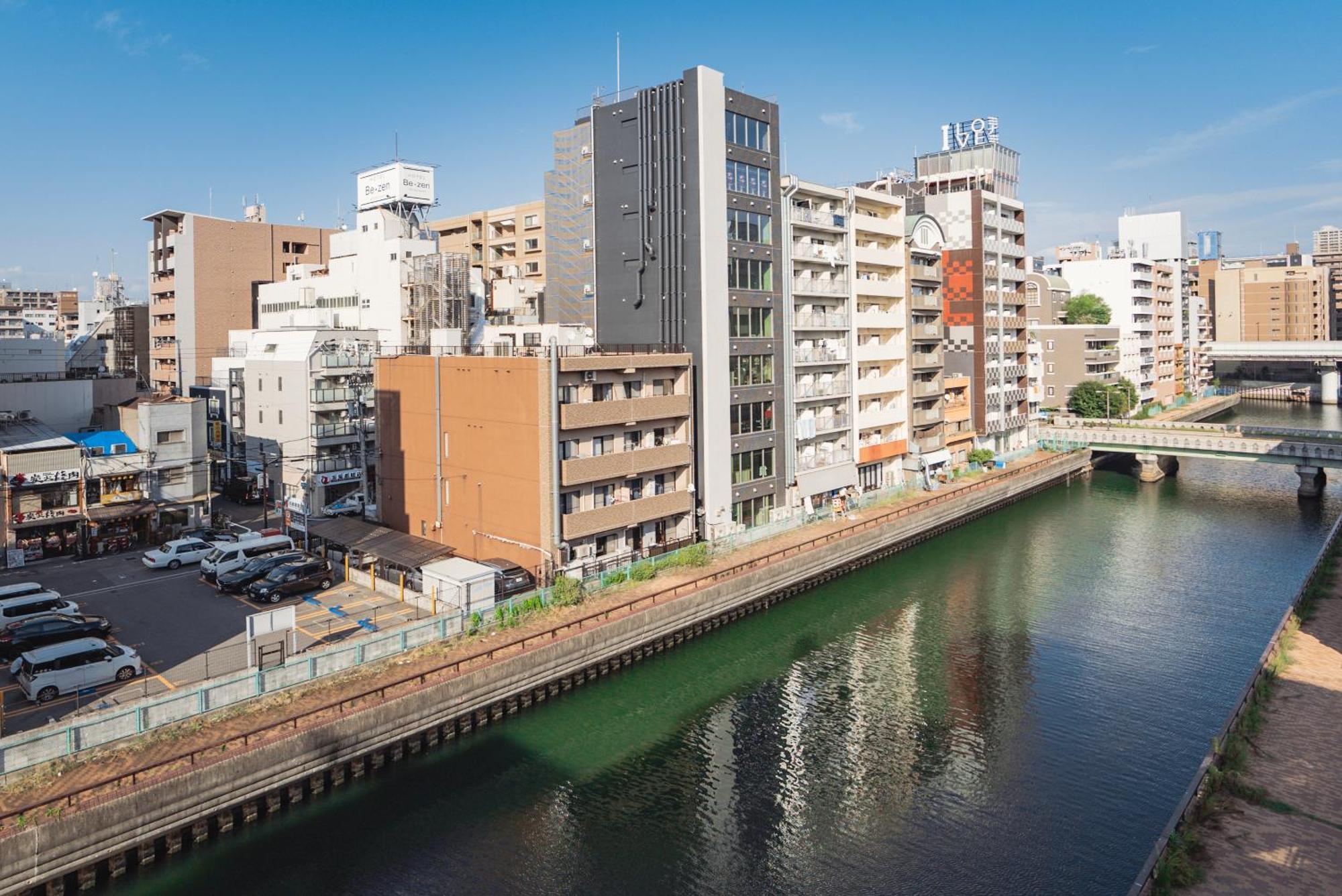 Apartment 谷町君・星hotel・道頓福居