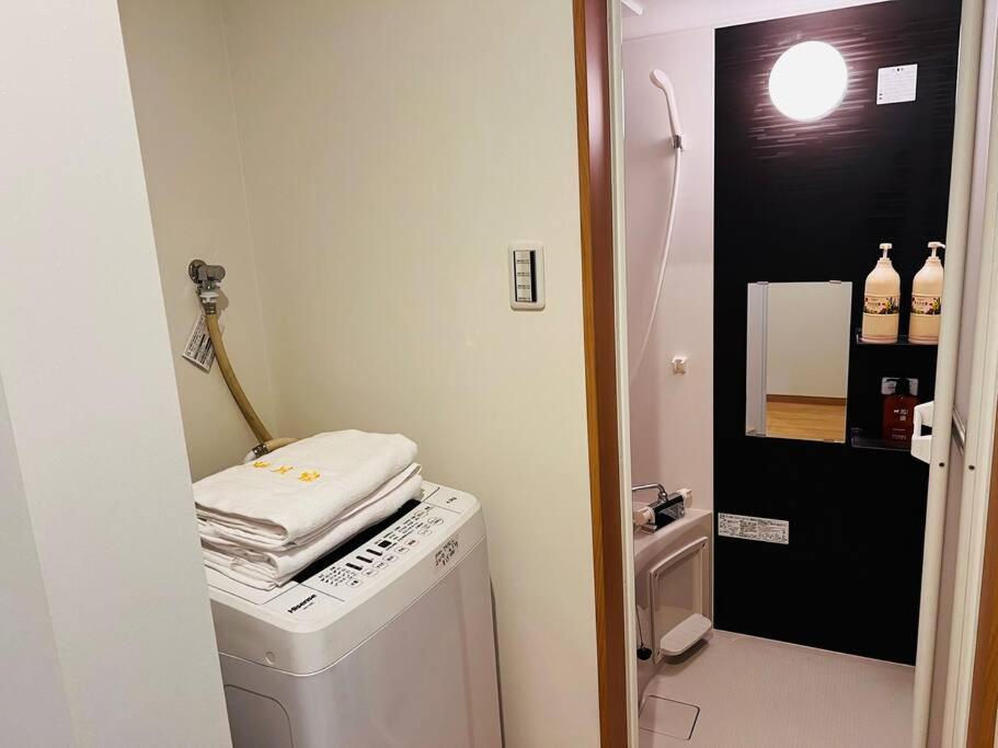 Apartment 全新上线花跡民宿4号館101 关西机场直达萩之茶屋出站1分钟！难波，心斋桥4分钟车程！