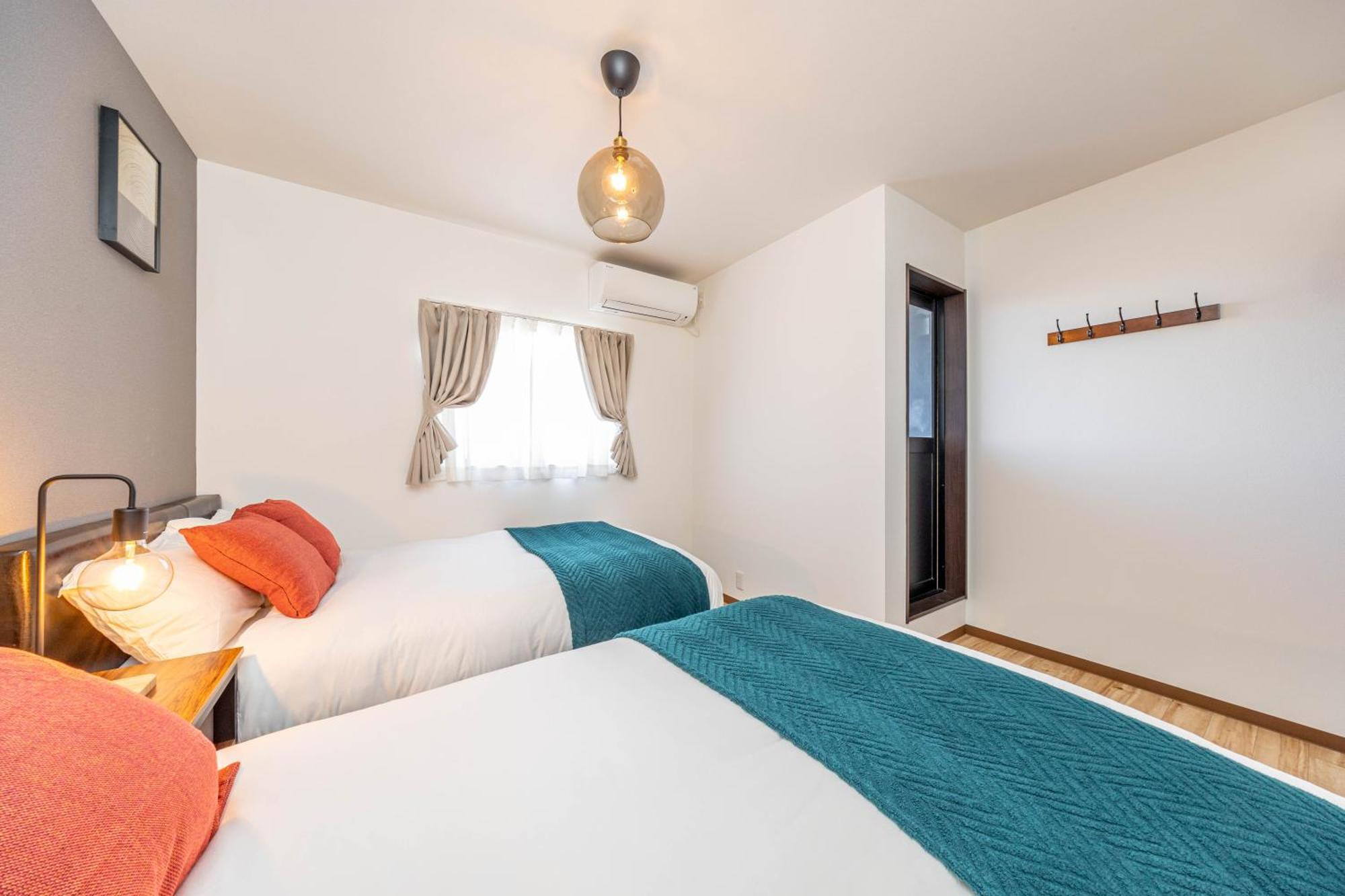 1688 House B Apartment