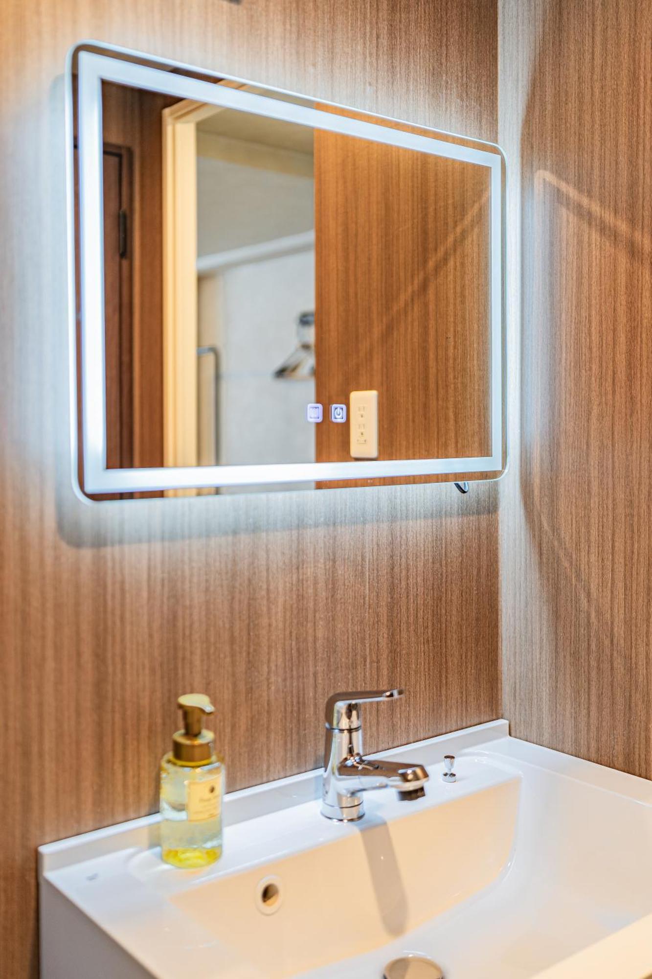 Guest house 11 Shinsaibashi 2 3*
