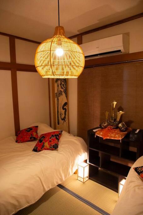 天下茶屋東 *