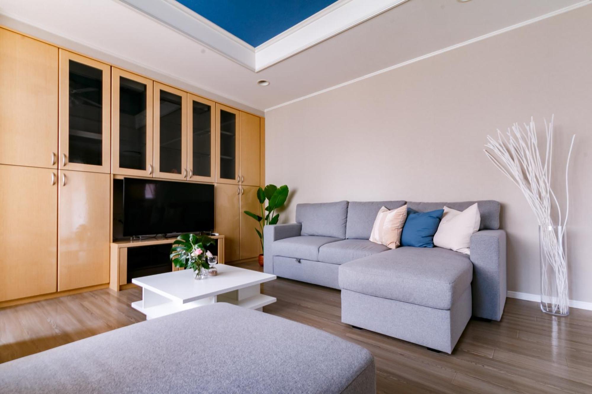 Apartment Elle Namba Ōsaka
