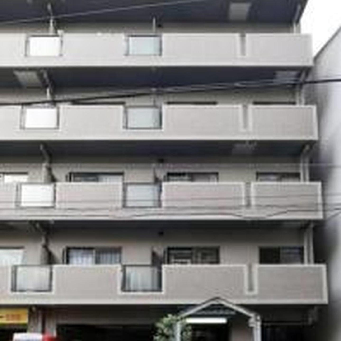 ラセーヌ心斎橋306 *