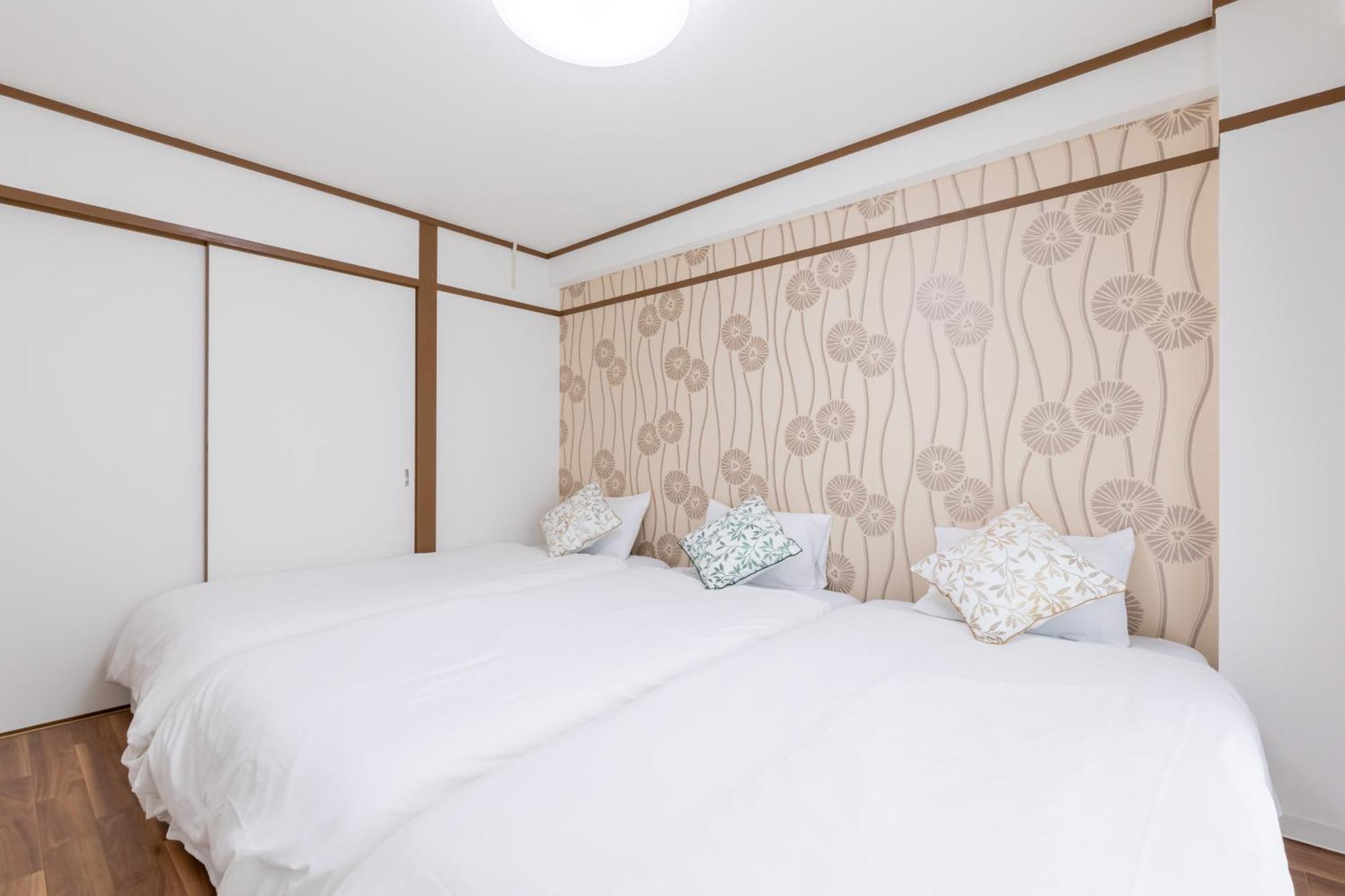 Teioh Nishi Shinsaibashi Apartment *
