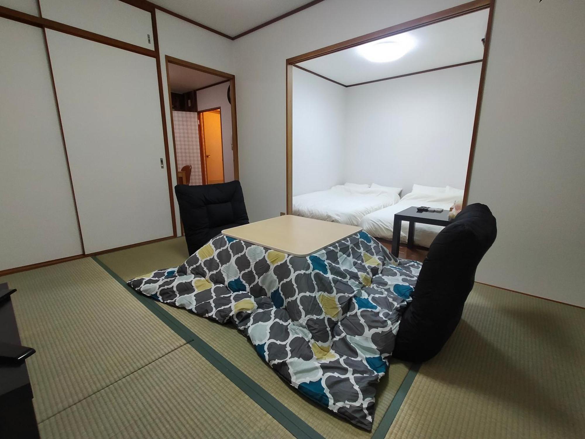 Apartment Secret Base Shin-imamiya Osaka