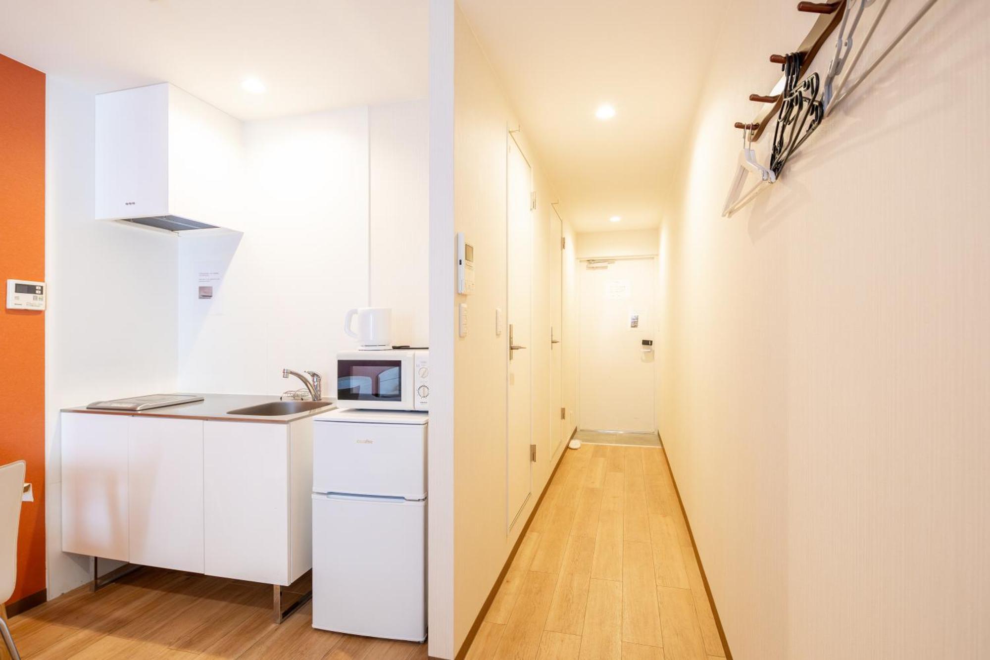 難波民泊402 Apartment *