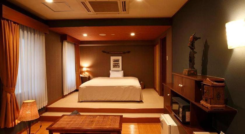 Hotel T Point 2*
