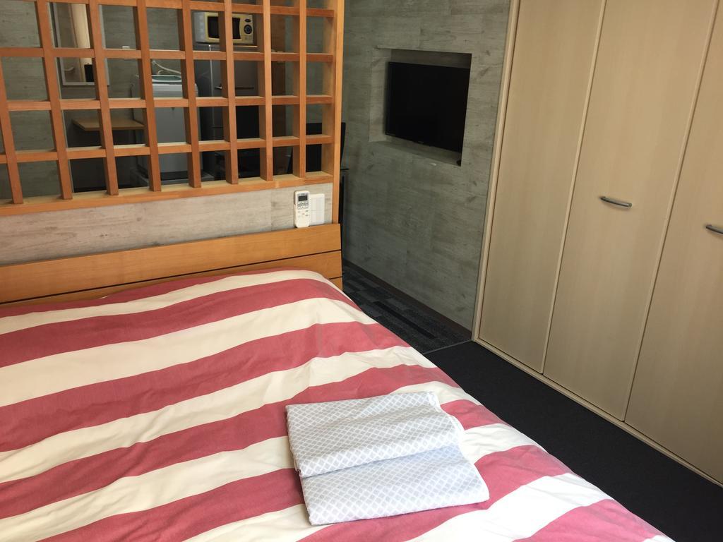 Apollo Couples At Namba 2 Apartment