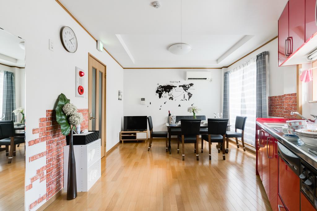 K.j House Apartment *