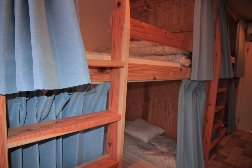 Hostel Teltel Bouzu