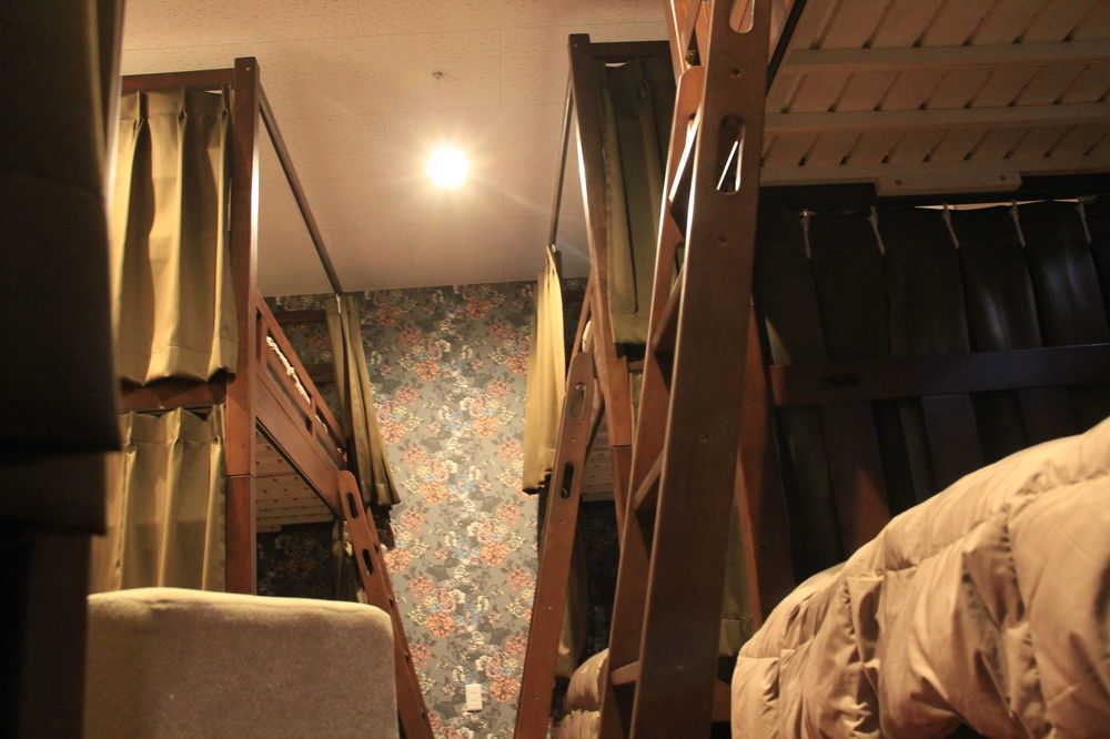 Hostel Simple Kanon Nanba Minami