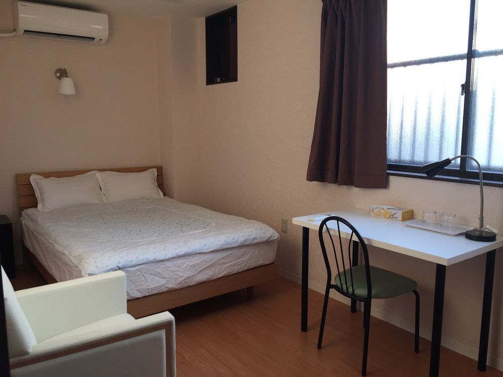 Naniwa Hotel