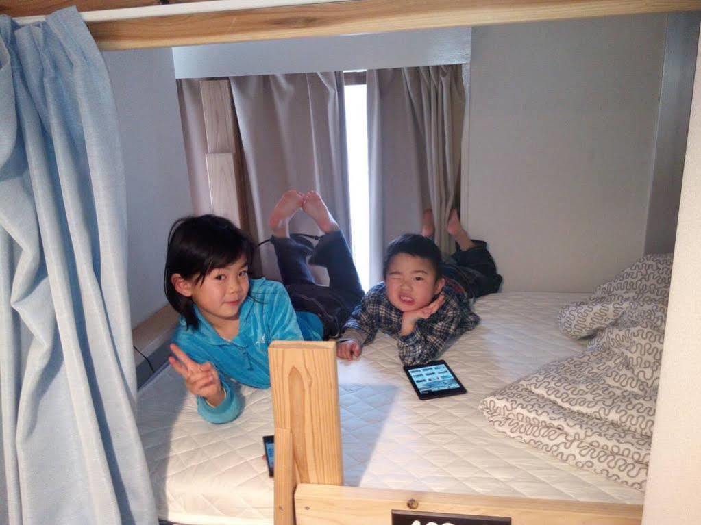 Hostel Teltel Bouzu *
