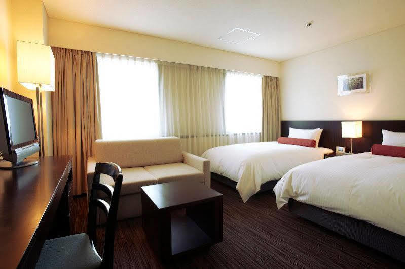 Ramada 3* Osaka