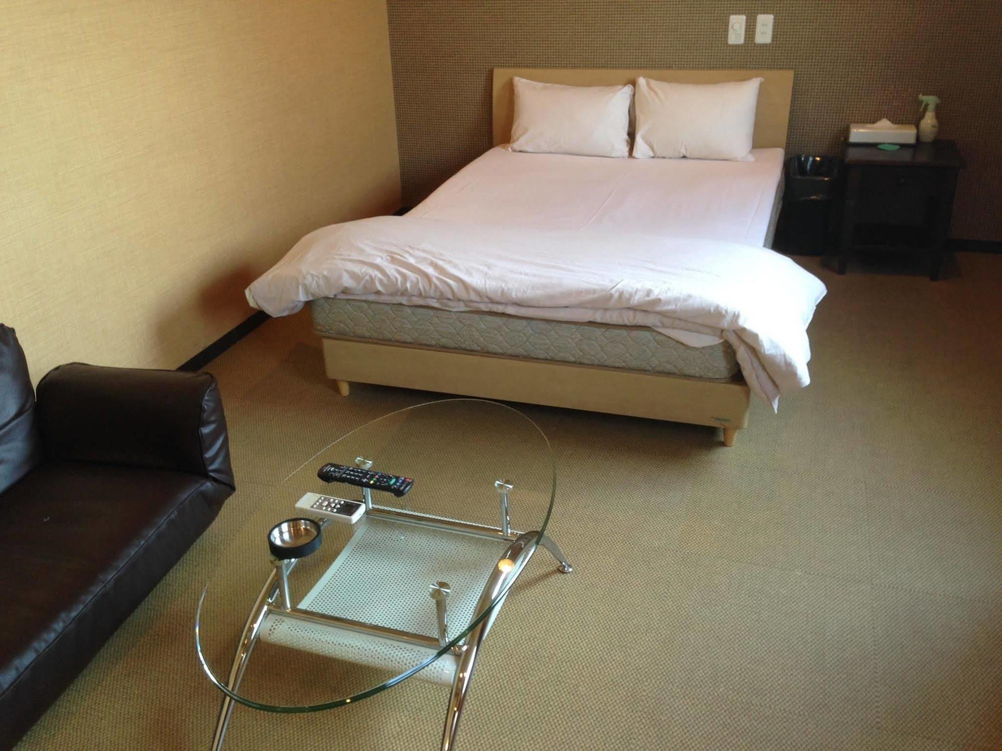 Uehonmachi Plaza (adults Only) 2*