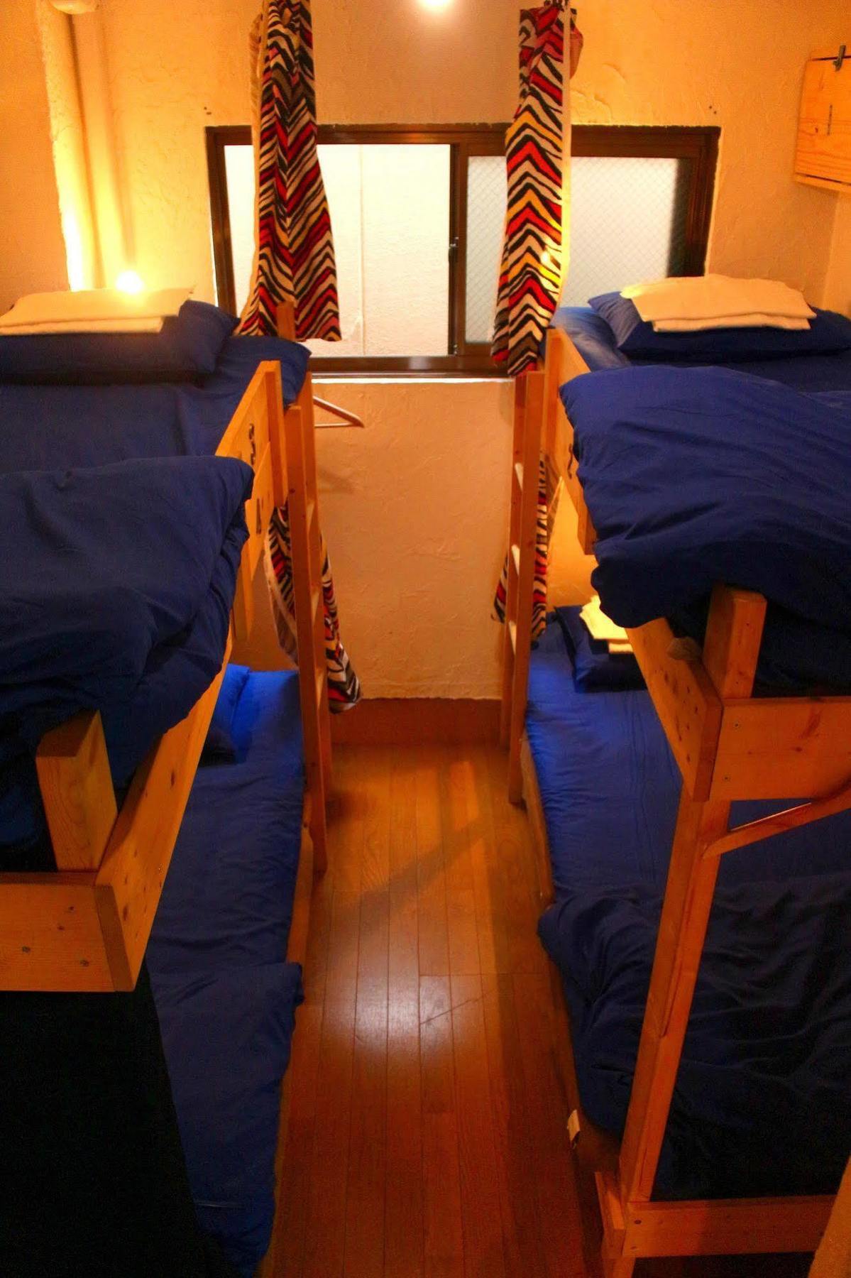 Tani9 Backpackers Guest house