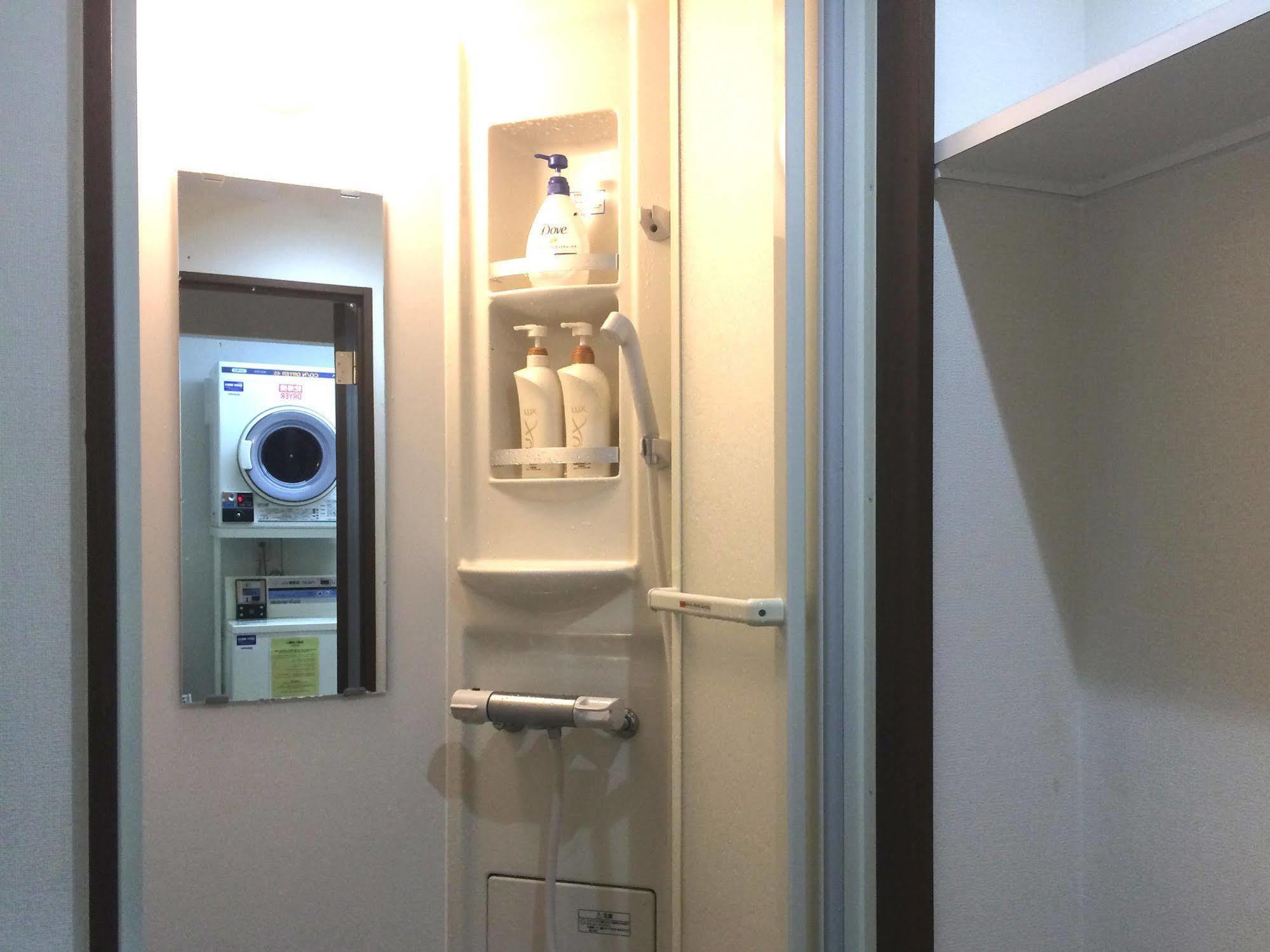 Hostel Az *