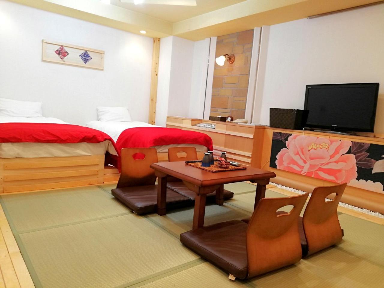 Hotel Samurai 3*